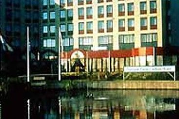 Hôtel Highland Carlton