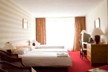 Hôtel Highland Carlton 11