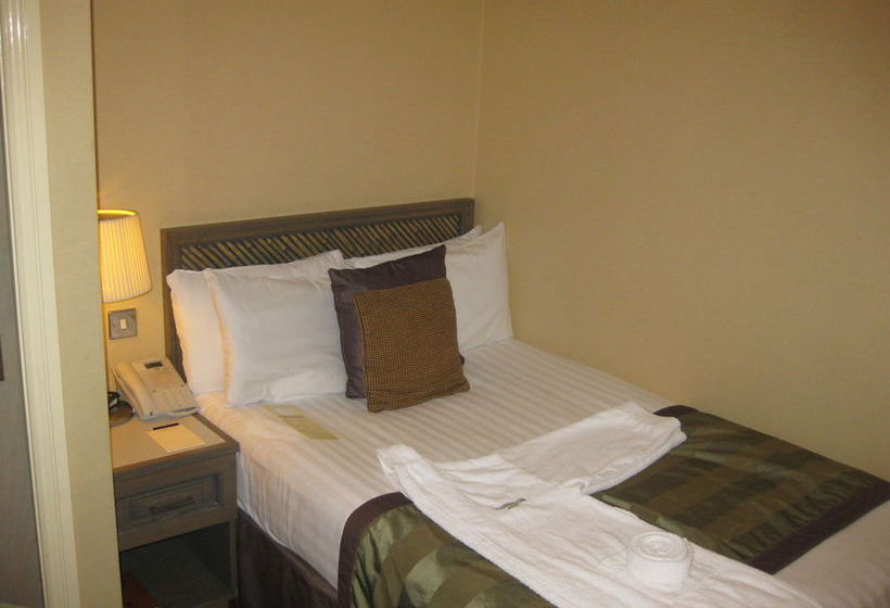 Cosmopolitan Hotel 16