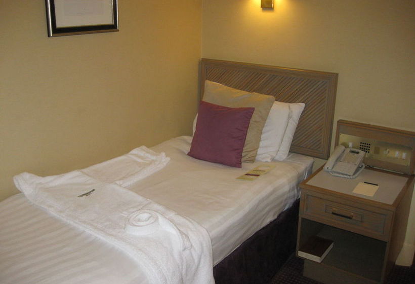 Cosmopolitan Hotel 17