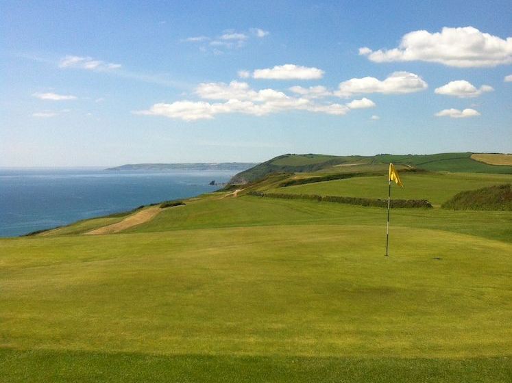 Whitsand Bay Hotel 9