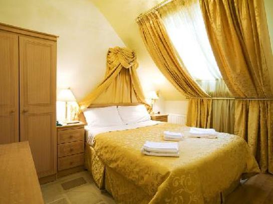 Hotel Acorn Guest House