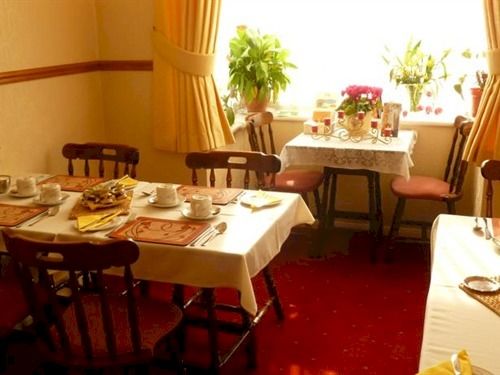 Hôtel Arbury Lodge 12