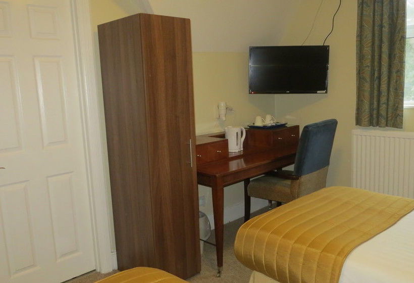 Hotel Ambassador Court 11