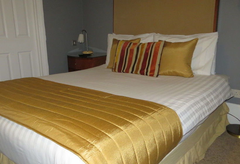 Hotel Ambassador Court 2