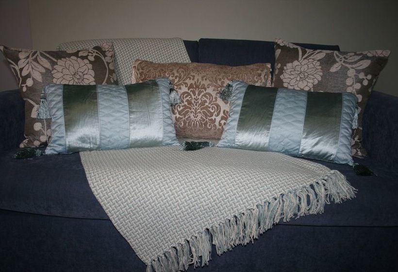 Hotel Ambassador Court 3