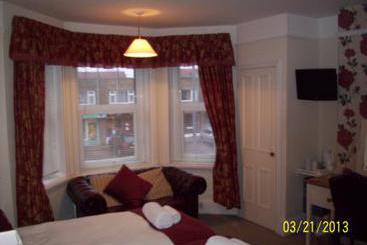 The White House Hotel