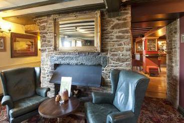 The Dog House Hotel 2