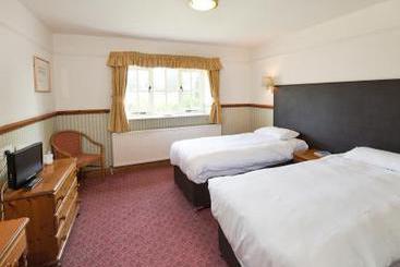 The Dog House Hotel 3