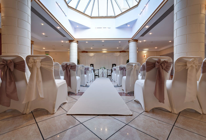 Suites Hotel Knowsley