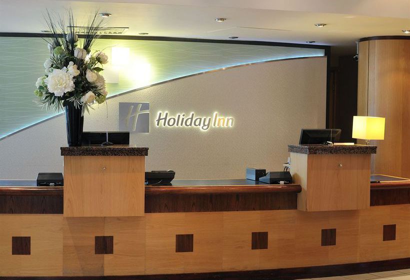 Hotel DoubleTree by Hilton Woking 9