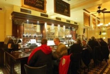 Hotel Crescent Town House