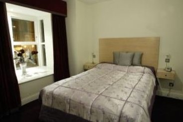 Hotel Crescent Town House 2