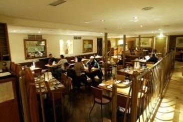 Hotel Crescent Town House 3