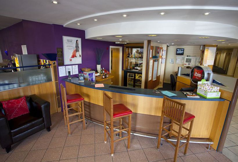 ibis Cardiff Gate - International Business Park Hotel