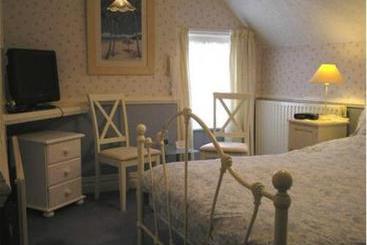 Alvera Court Hotel 1