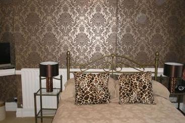 Alvera Court Hotel 20