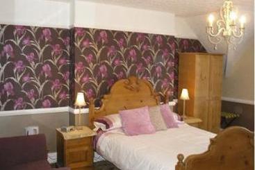 Alvera Court Hotel 5