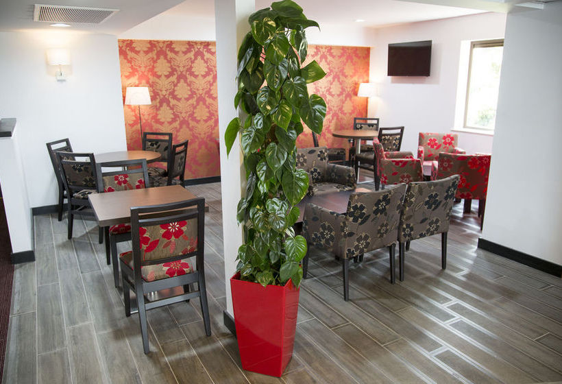 Hotel Ramada Cambridge 2