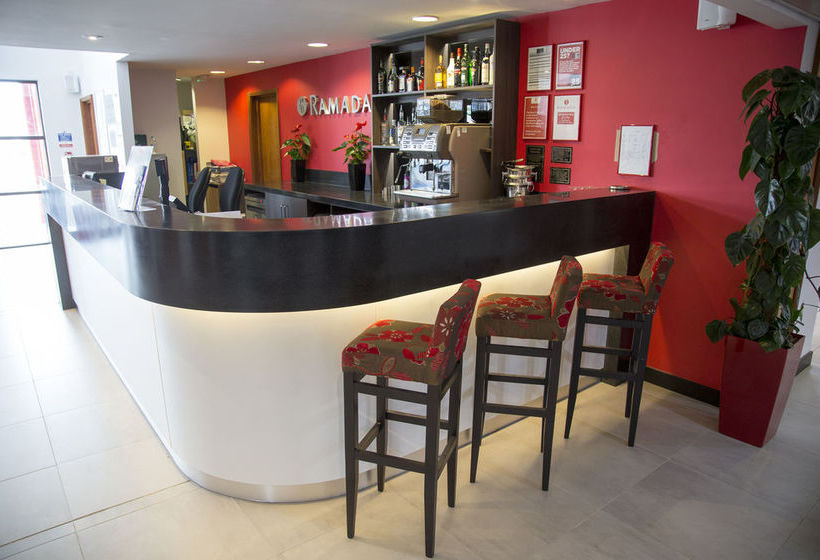 Hotel Ramada Cambridge 3