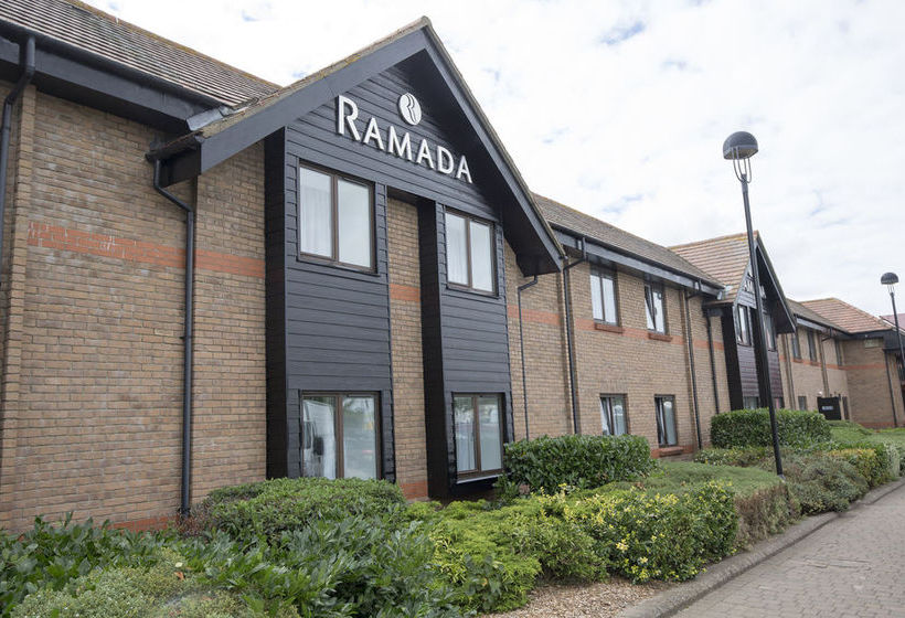 Hotel Ramada Cambridge 4