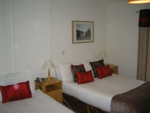 Dabbins Inn Hotel 11