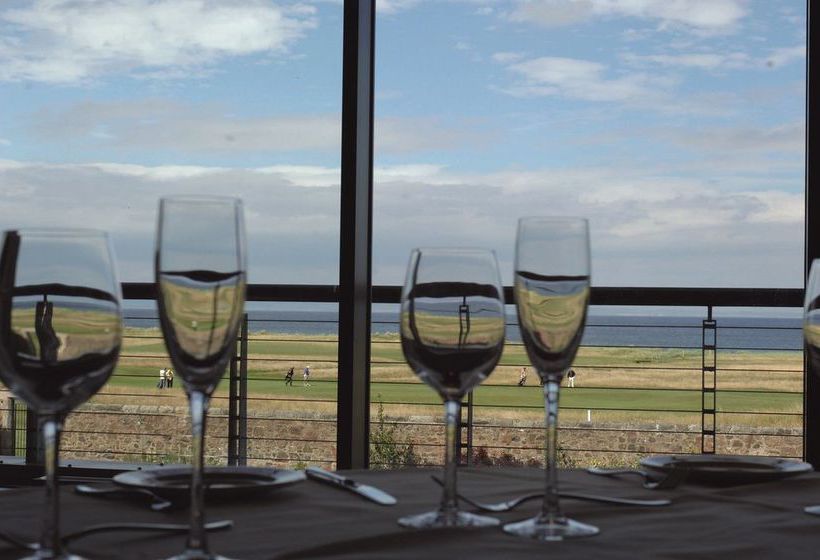 The Macdonald Marine Hotel & Spa 16