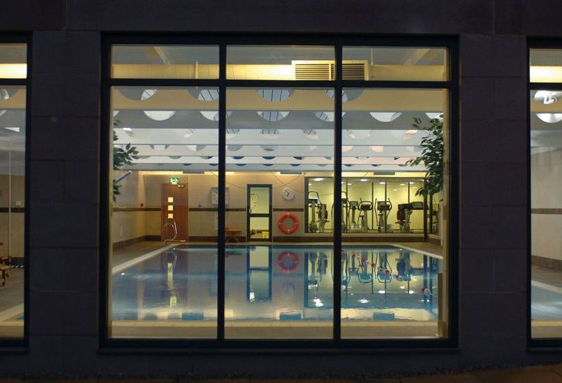 The Macdonald Marine Hotel & Spa 6