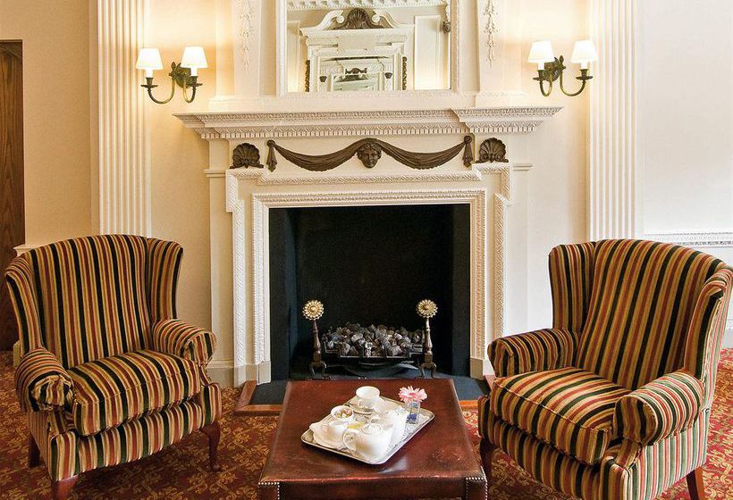 Macdonald Elmers Court Hotel & Resort 16