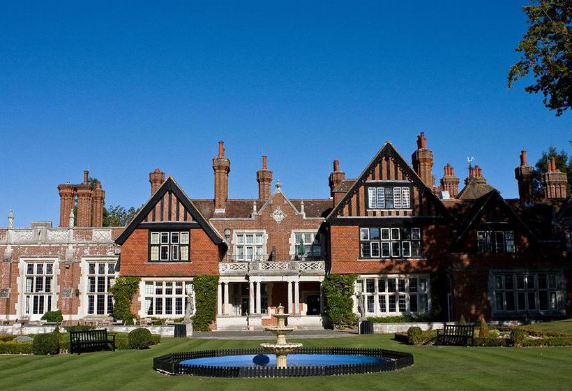 Macdonald Elmers Court Hotel & Resort 4