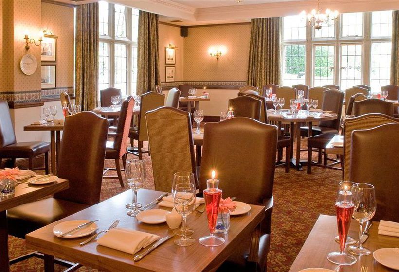 Macdonald Elmers Court Hotel & Resort 7