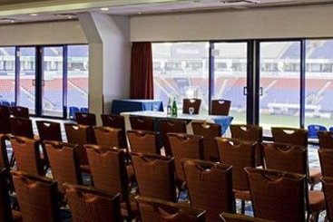 Hotel De Vere Whites 11