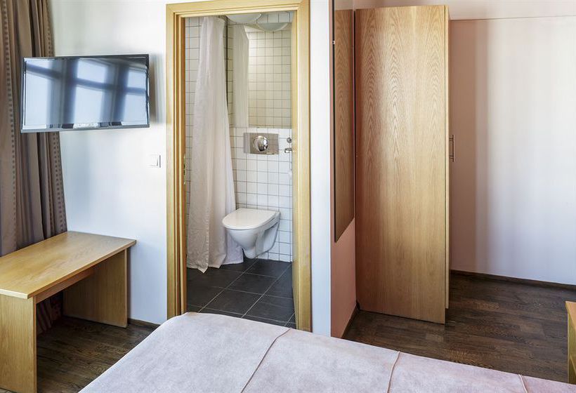 Center Hotel Klopp 19