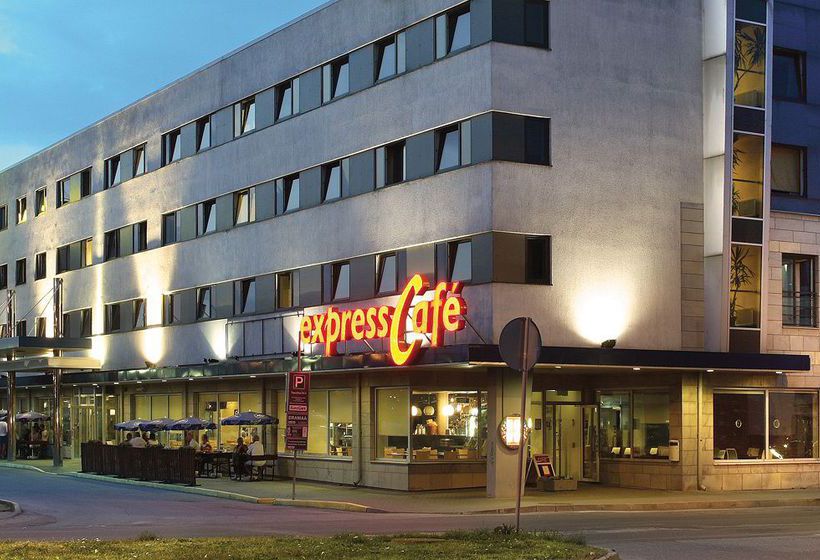 Tallink Express Hotel