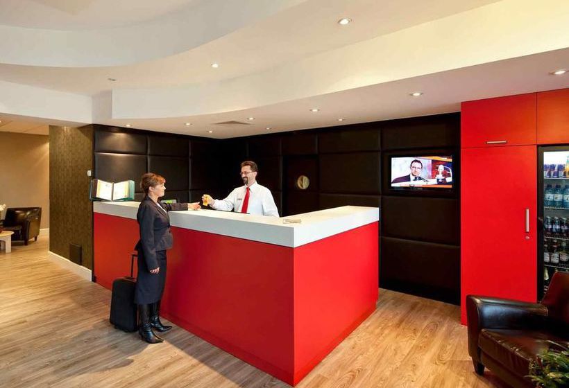 Hotel Ibis Stevenage Centre 7