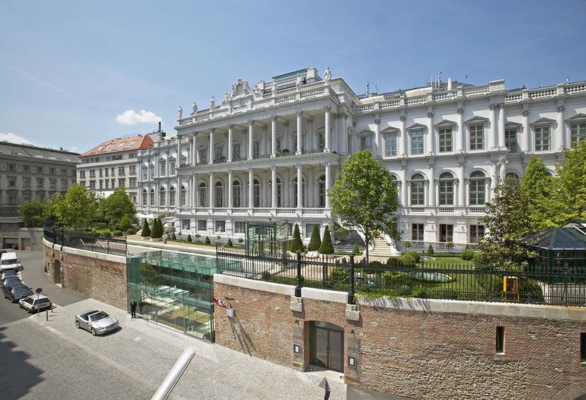 Palais Coburg Hotel Residenz 1