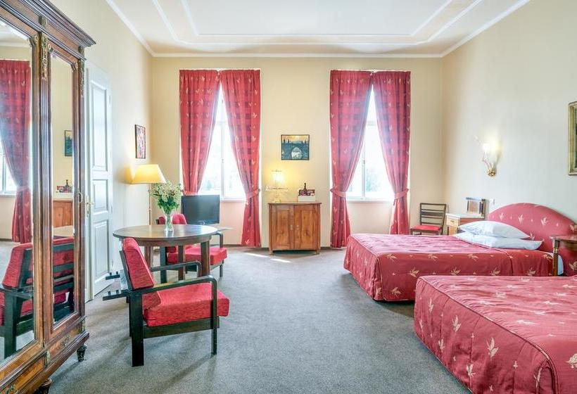 Hotel Leonardo Praha 13