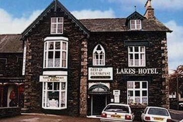 Lakes Hotel 1