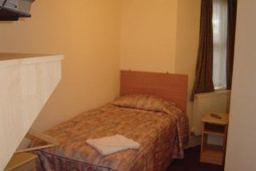 Channins Hounslow Hotel 3