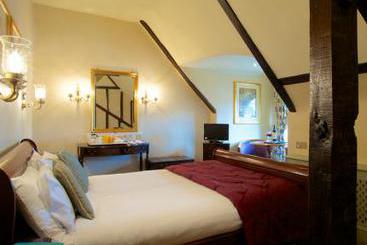 The Rutland Arms Hotel 17