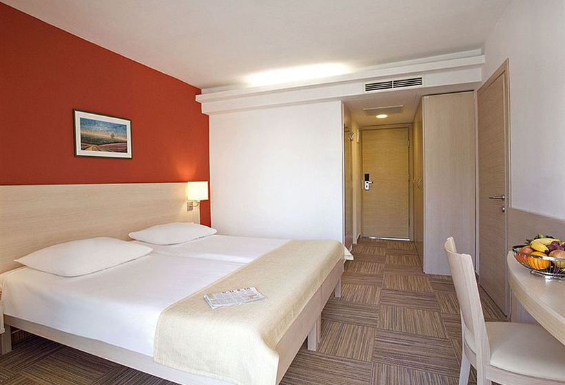 Valamar Crystal Hotel 18