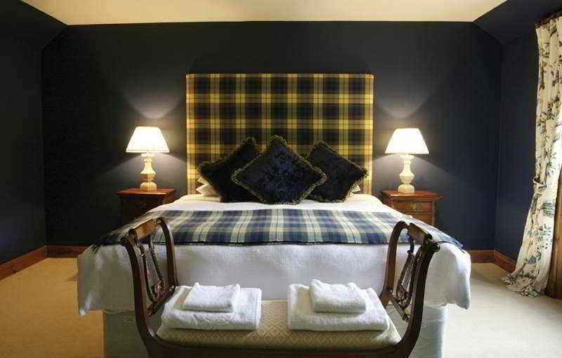 Tulloch Castle Hotel 9