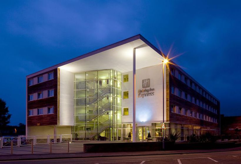 Hotel Holiday Inn Express Chester Racecourse