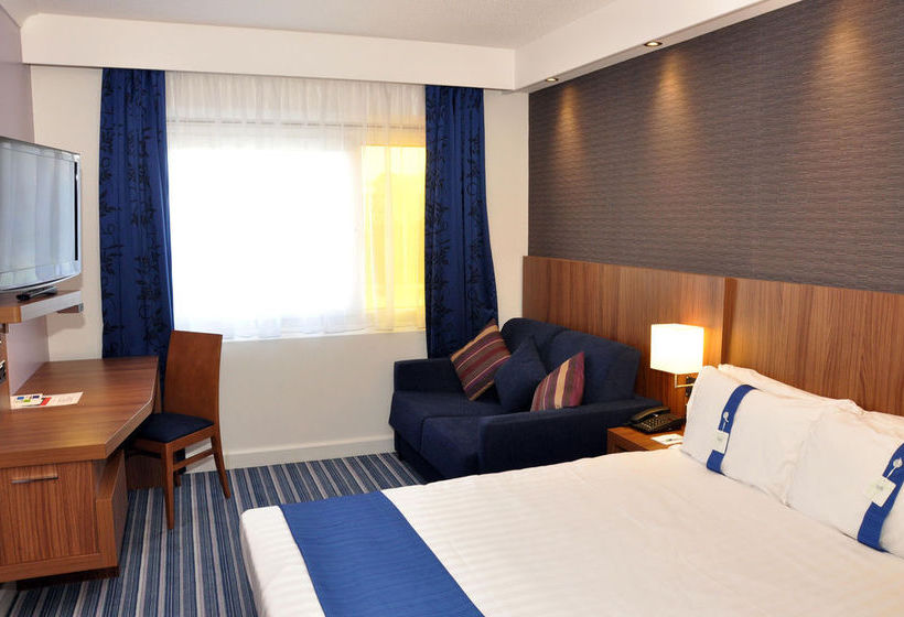 Hotel Holiday Inn Express Chester Racecourse 15