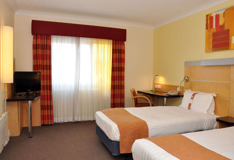 Hotel Holiday Inn Express Chester Racecourse 16