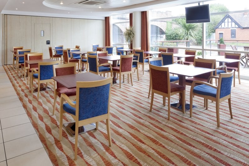 Hotel Holiday Inn Express Chester Racecourse 19