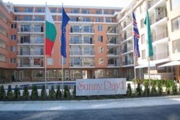 Hotel Sunny Day 1