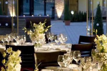 Hôtel De Vere Theobalds Park 2