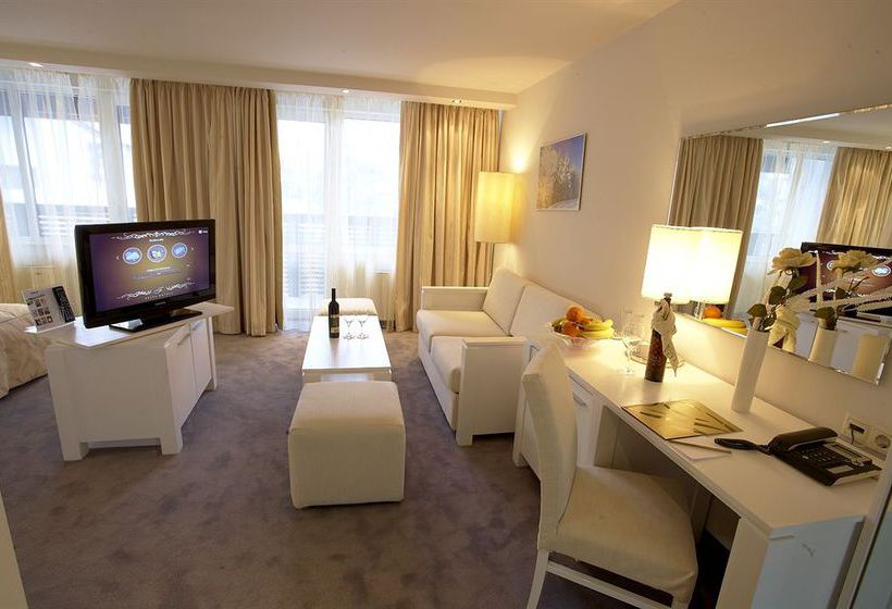 Festa Chamkoria Hotel 4