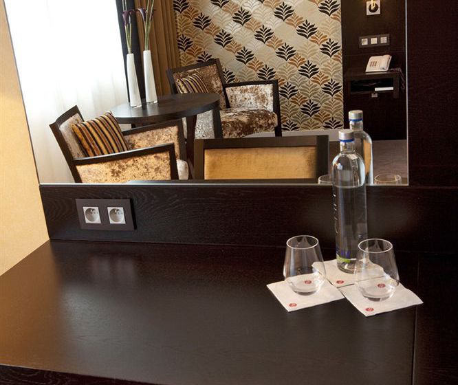 Hotel Ramada Plaza Antwerp 5